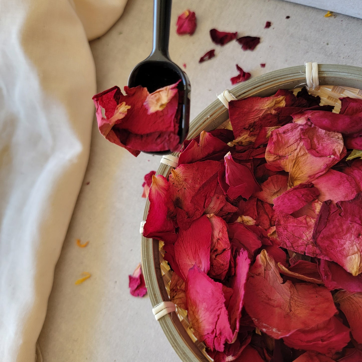 Dried Rose Petals for Small Animals